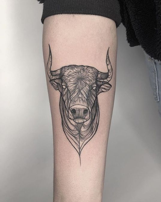 十二生肖牛纹身动物纹身图案武汉老师傅纹身店铁木针.